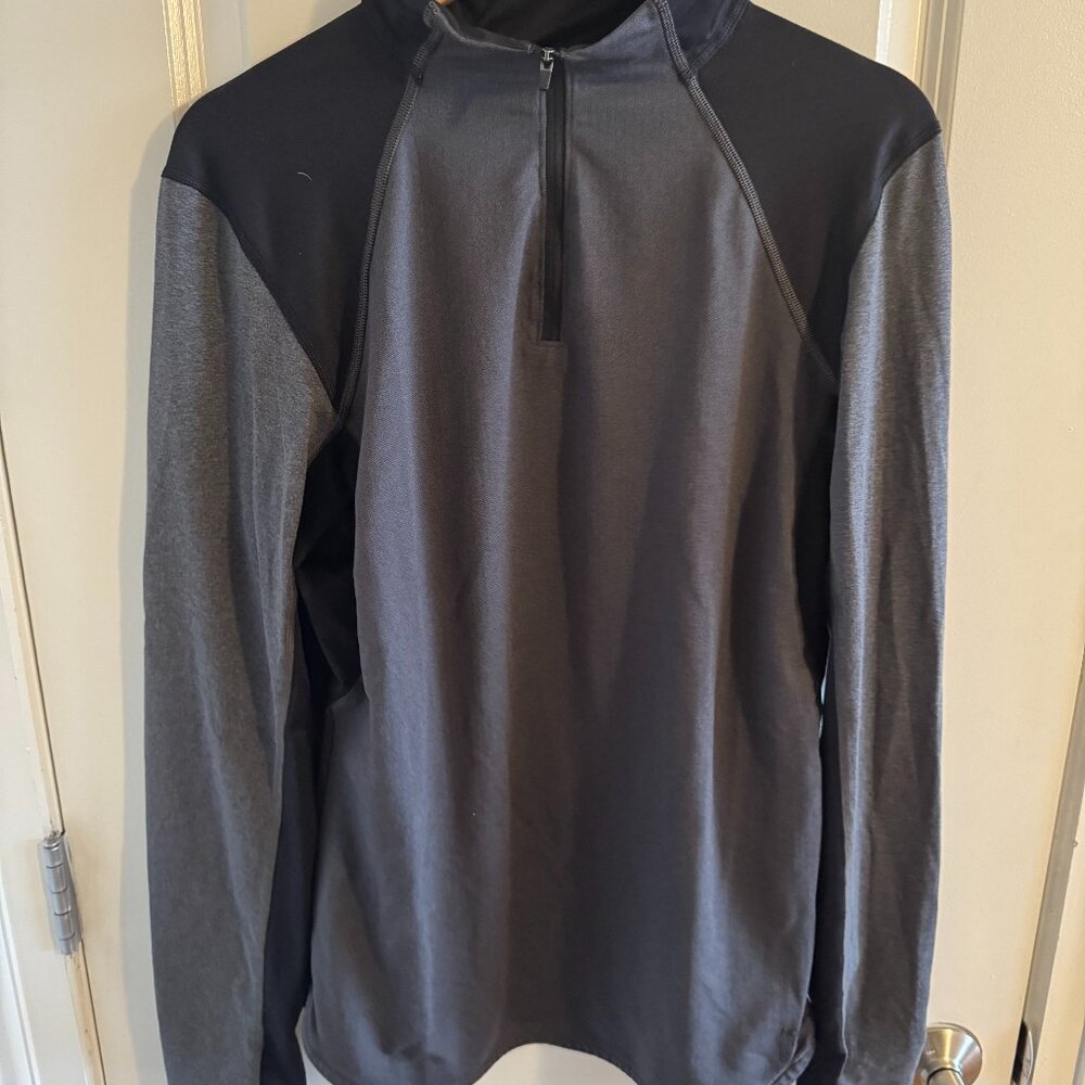 The North Face Long-Sleeve Quarter Zip, Size XL
